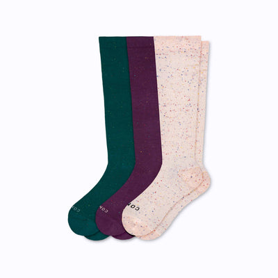 A 3-pack of  recycled cotton socks in botanical-potent-rose confetti