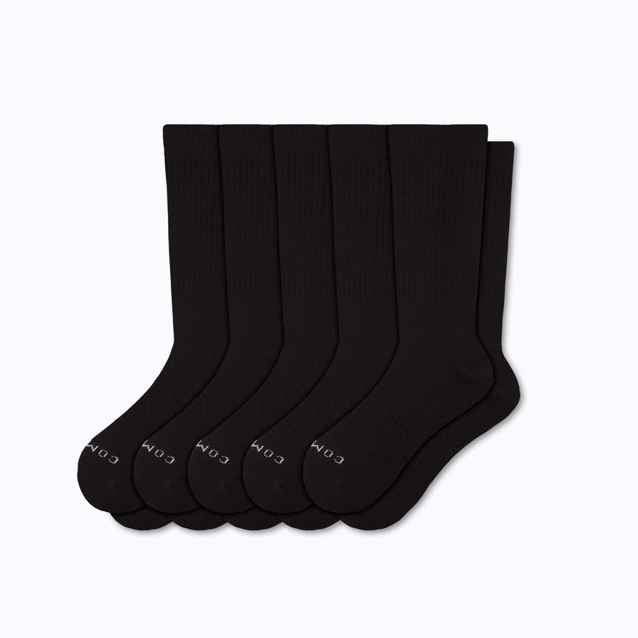 A 6-pack of combed-cotton socks in black solid