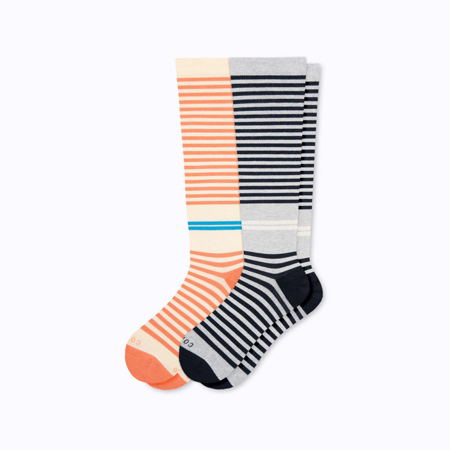 A 2-pack of cotton compression socks in grey-terra-cotta tencel