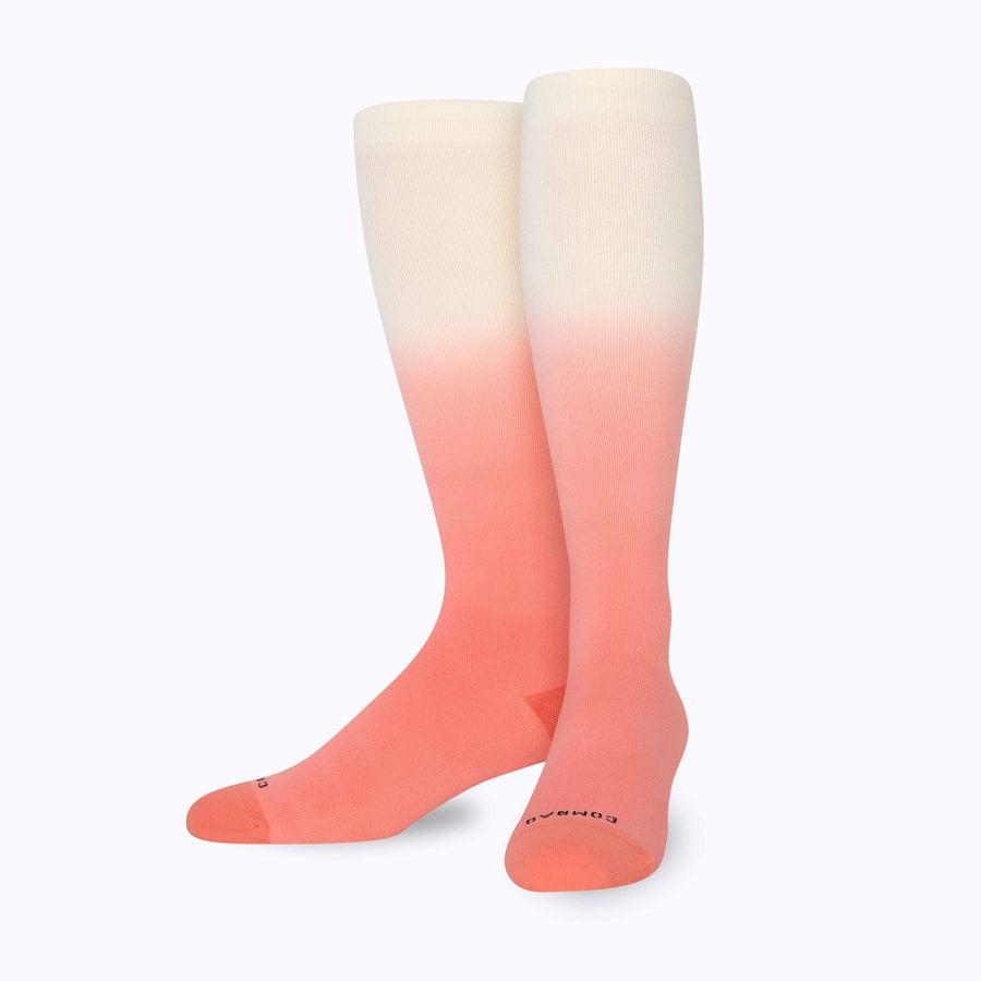 Front view of knee high nylon socks in cream-terracotta ombre 